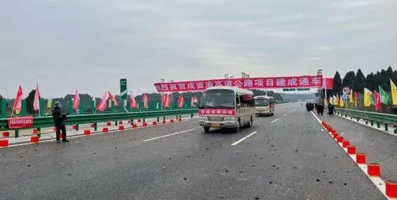 天道酬勤 力耕不欺 天道酬勤 力耕不欺