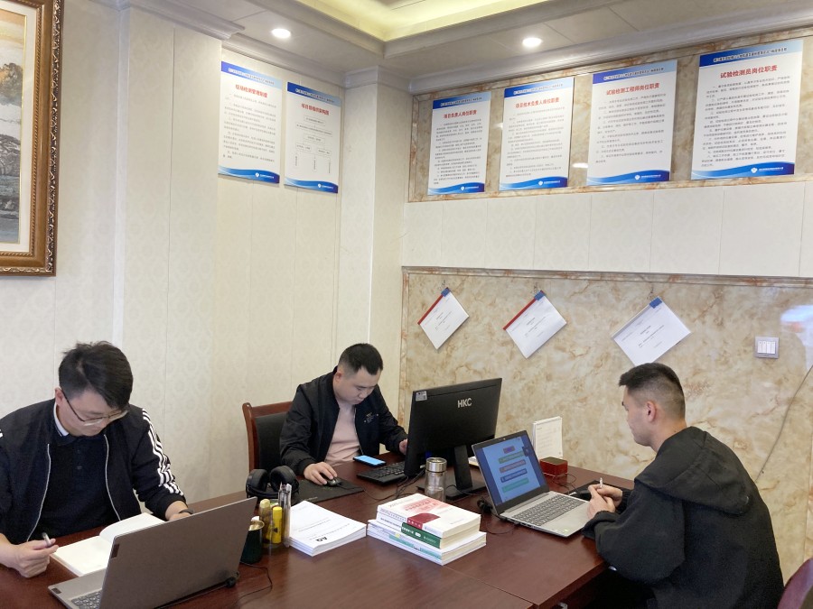 唱響安全生產(chǎn)旋律 推動(dòng)安全發(fā)展落地 唱響安全生產(chǎn)旋律 推動(dòng)安全發(fā)展落地